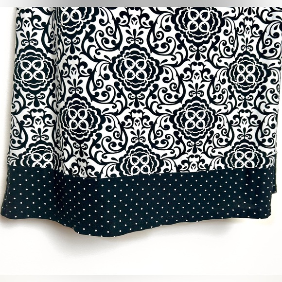 Adorable Black and White Patterned Mini Dress - Picture 5 of 8